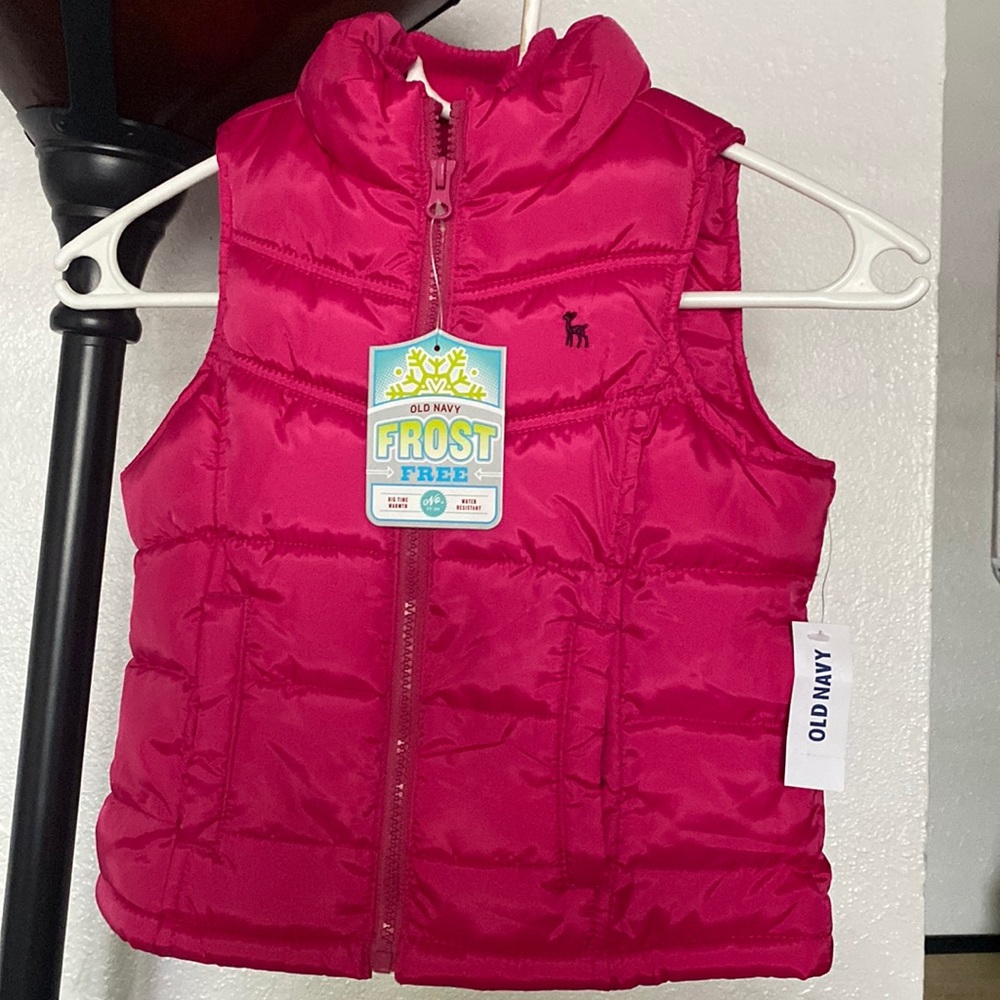 NWT Old Navy puffer vest  -  SIZE XS (5)